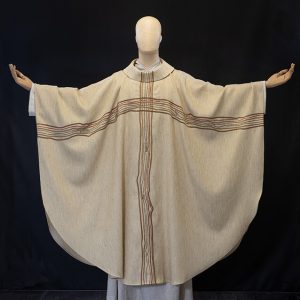 Casula bianca decorazione vite